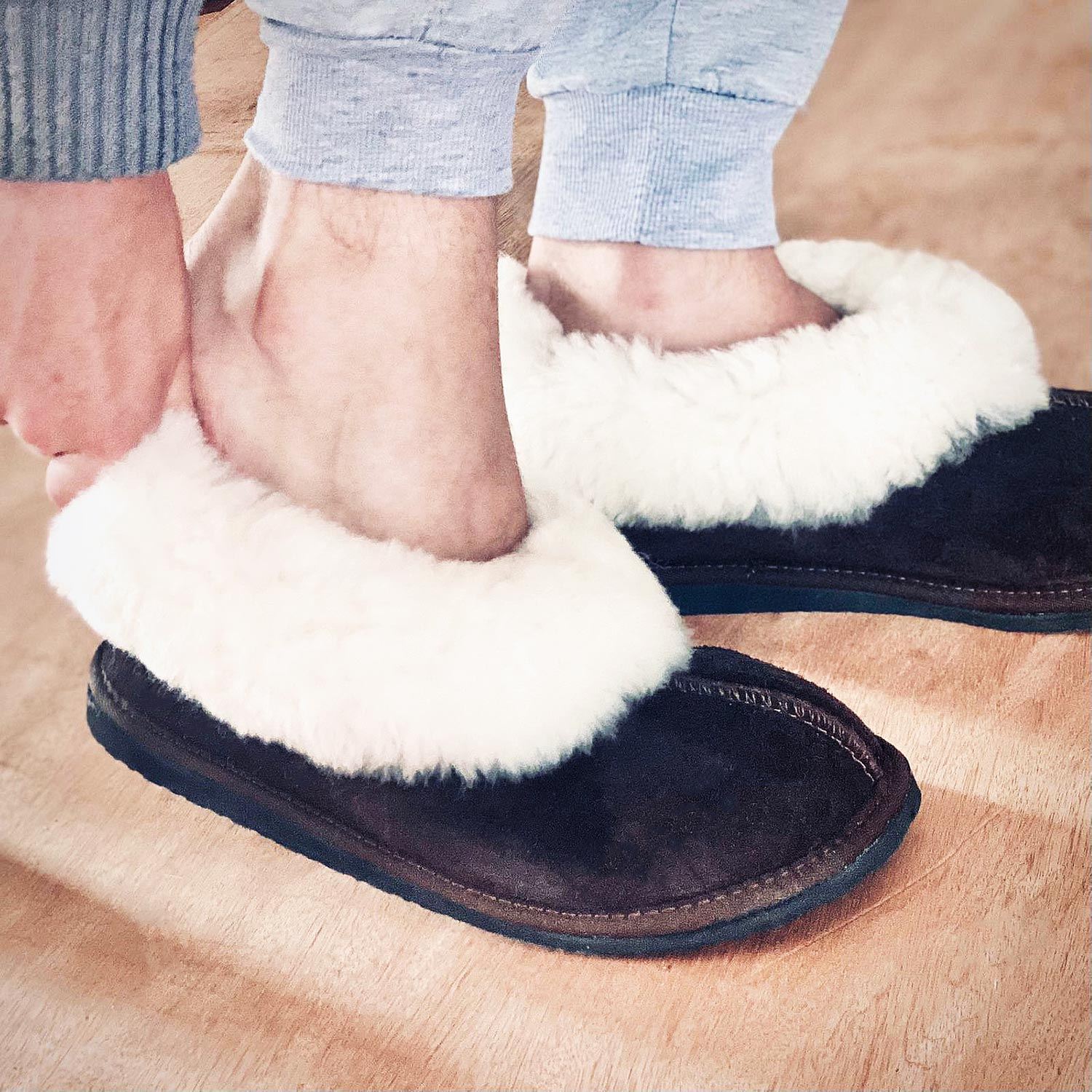 Karu Cosy Choc Brown Sheepskin & Wool Slippers Slippers Karu Slippers 